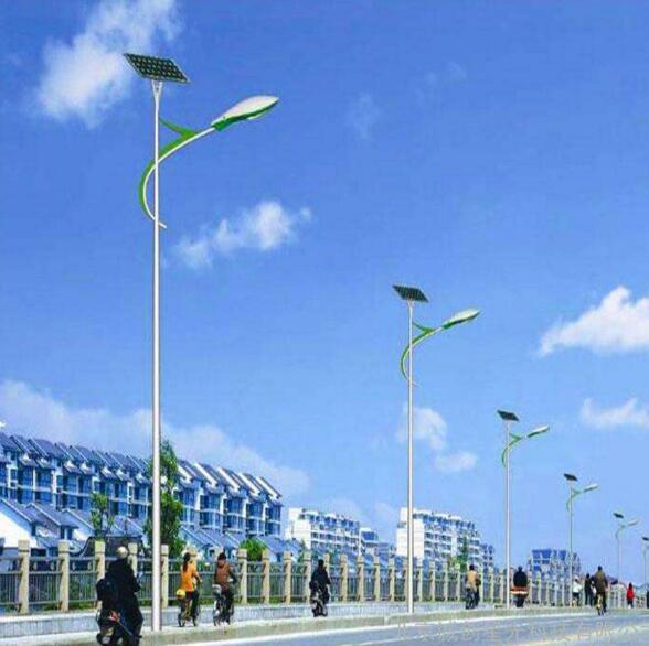 太陽能路燈常見問題與維修方法